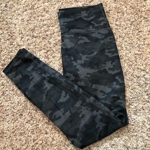 Fabletics Powerhold 7/8 High Waisted Leggings